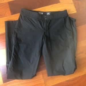 Mountain hardwear pants